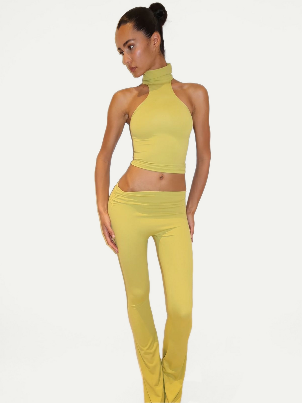 LEGGING ASYMÉTRIQUE ÉVASÉE - MATCHA