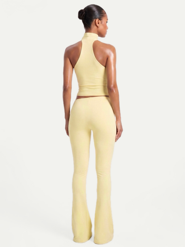 TOP COL ROULÉ JAUNE